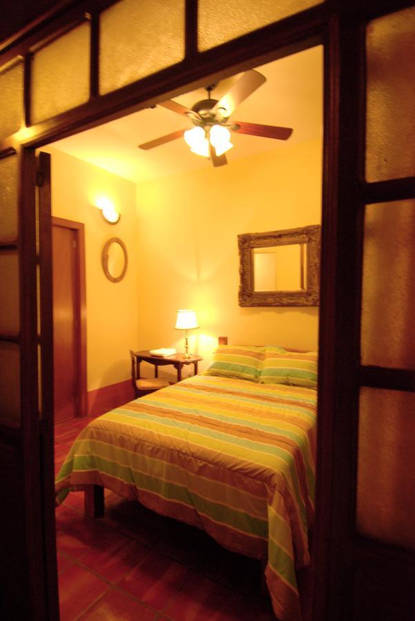 Olga Querida B&B Hostal Guadalajara Exterior foto