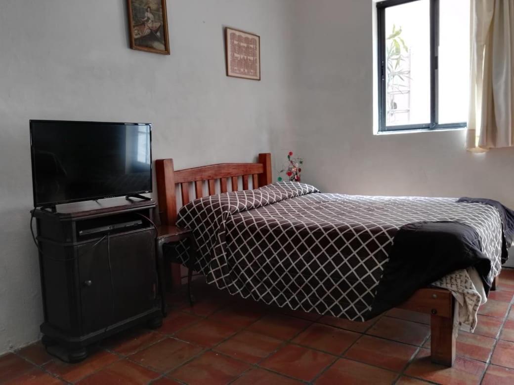 Olga Querida B&B Hostal Guadalajara Exterior foto
