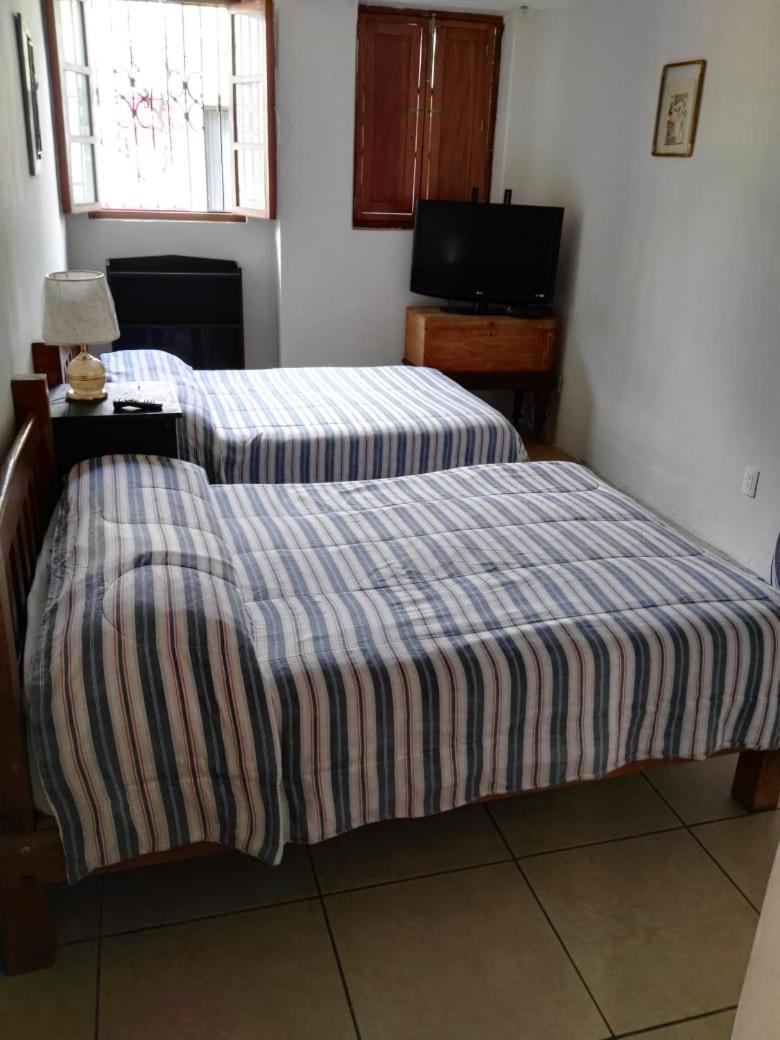 Olga Querida B&B Hostal Guadalajara Exterior foto